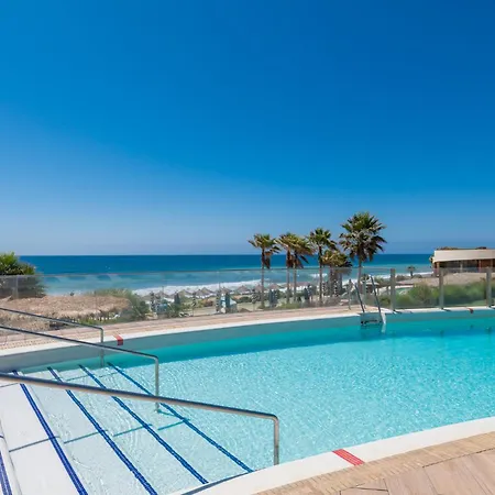 Edge Luxury Beachfront 3br, 3 Pools, Spa, Gym 公寓 *