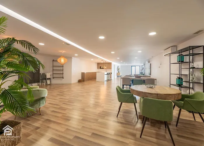 Edge Luxury Beachfront 3br, 3 Pools, Spa, Gym Lägenhet *