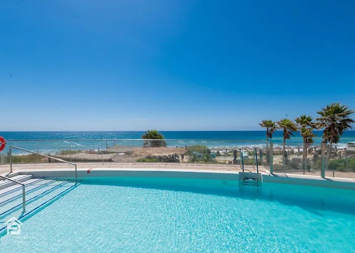 Apartamento Edge Luxury Beachfront 3br, 3 Pools, Spa, Gym Estepona