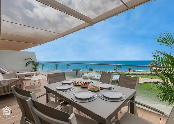 Apartamento Edge Luxury Beachfront 3br, 3 Pools, Spa, Gym *