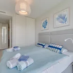 아파트 Edge Luxury Beachfront 3br, 3 Pools, Spa, Gym 에스테포나